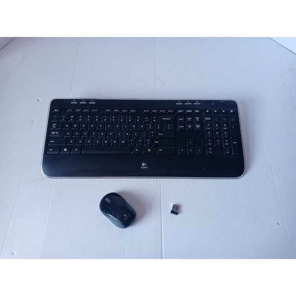 Logitech MK520 Advanced Wireless Keyboard & Mouse Combo K520 M187 Set - Picture 7 of 16